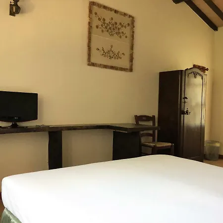 Casale Ai Poggi Séjour à la campagne Orbetello
